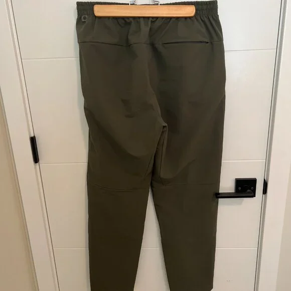 Lululemon Men’s Classic-Tapered Fit Pique Trouser – Green, Size M - Picture 3 of 6